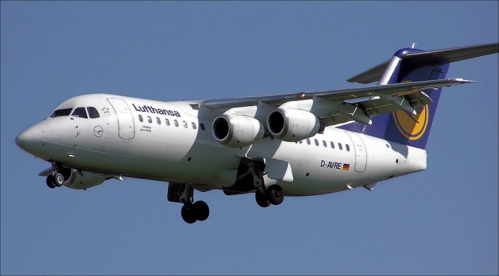 Турбовентиляторный двигатель (ТВРД) и его дальнйшее развитие - турбовинтовентиляторный двигатель (ТВВД). Экономичность + тяга.