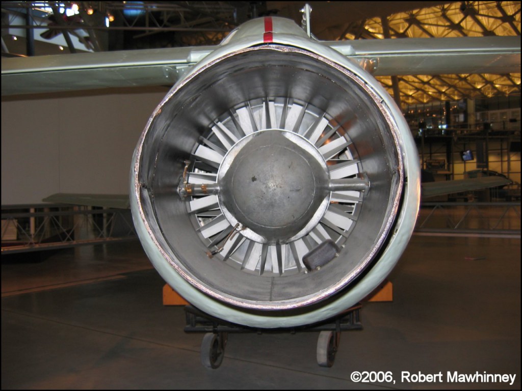 Неизвестный ВРД или некоторые примеры применения мотокомпрессорного двигателя.