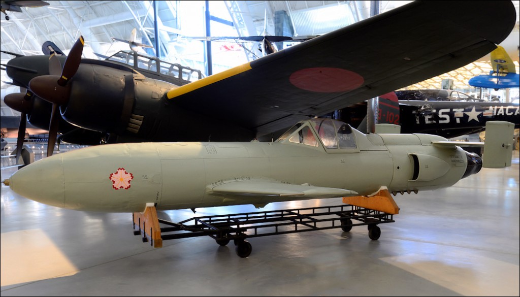 Неизвестный ВРД или некоторые примеры применения мотокомпрессорного двигателя.